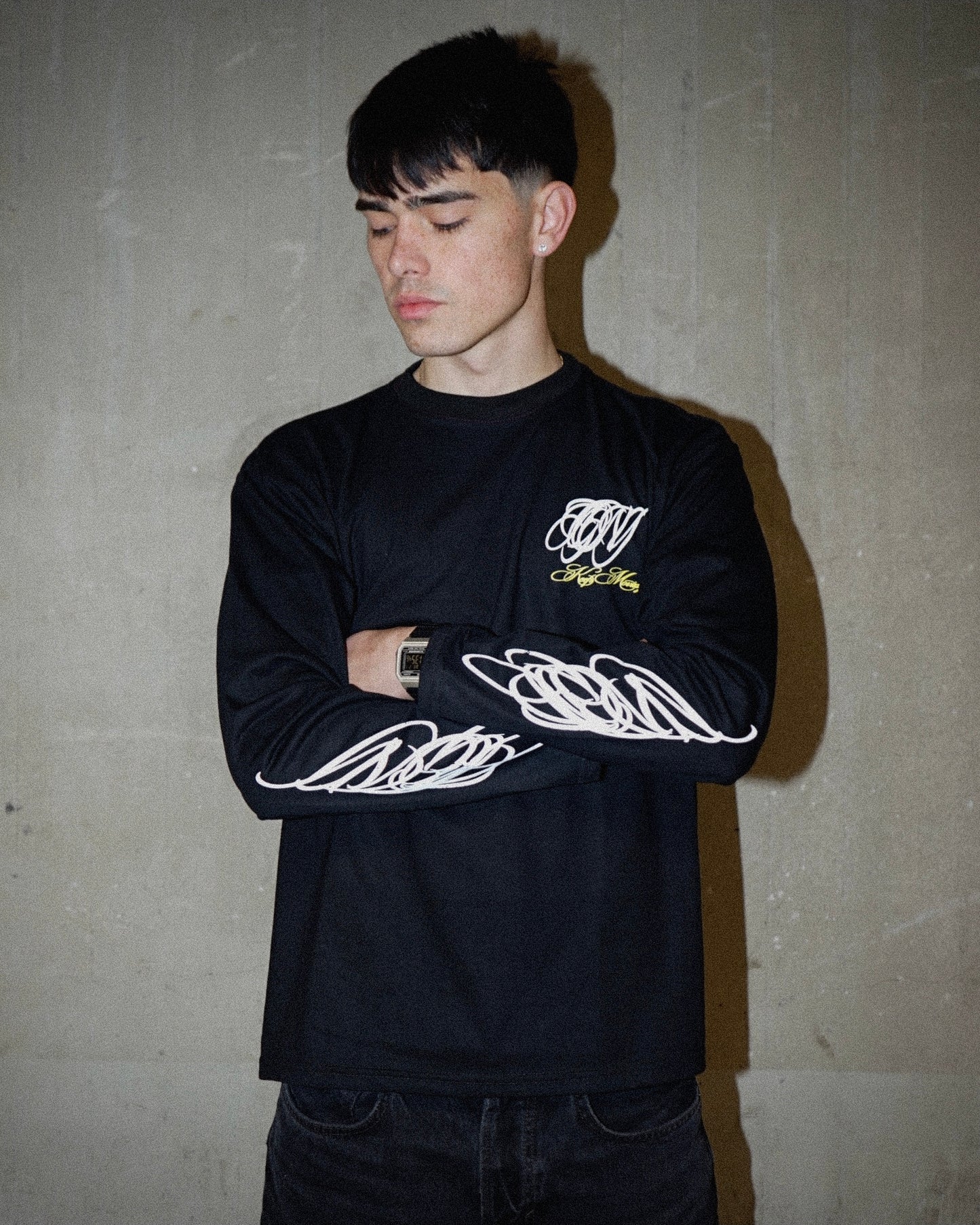 Script Longsleeve